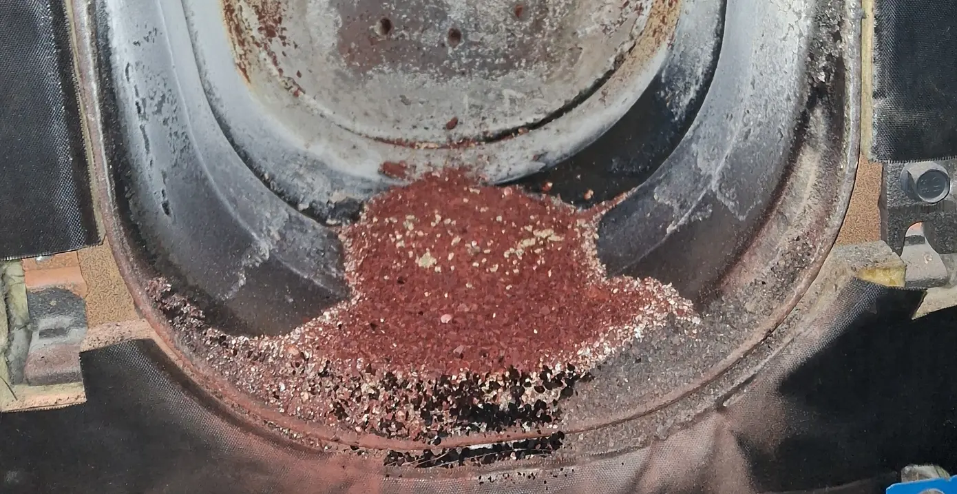 Zanieczyszczona komora spalania